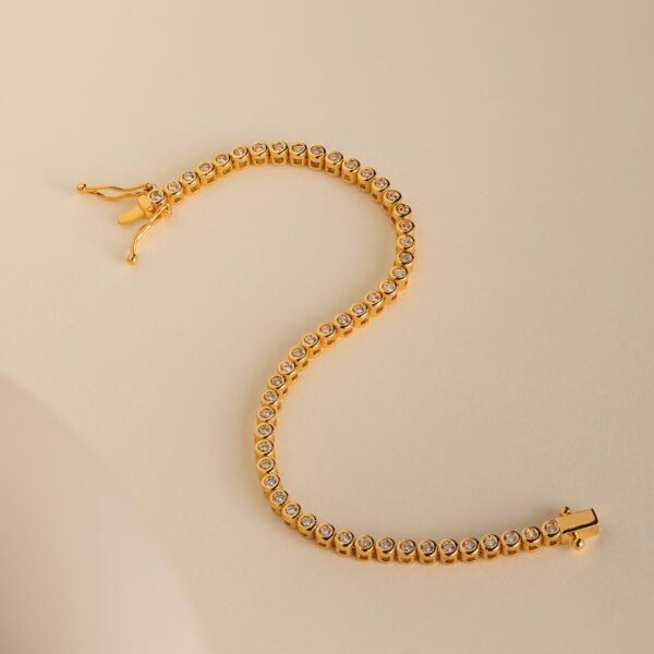 norfloor-crystal-bezel-tennis-bracelet-2 Crystal Bezel Tennis Bracelet - Norfloor