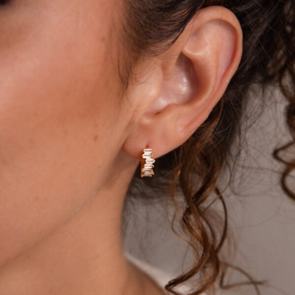 norfloor-staggered-baguette-birthstone-huggie-hoops-5 Staggered Baguette Birthstone Huggie Hoops - Norfloor