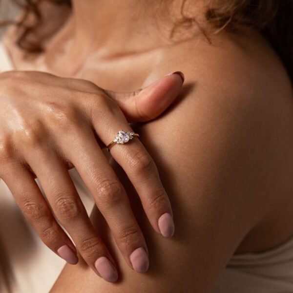 Crystal Petal Ring - Norfloor