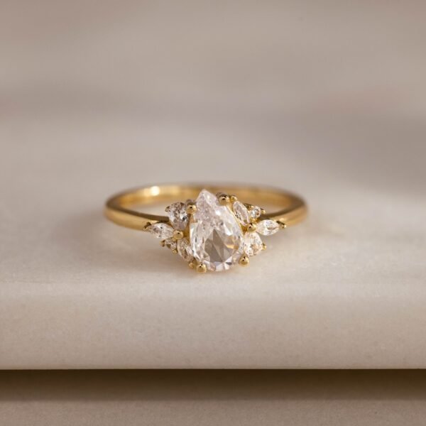 Crystal Petal Ring - Norfloor